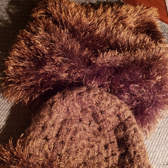 2 piece hat n scarf - Picture 2 of 2